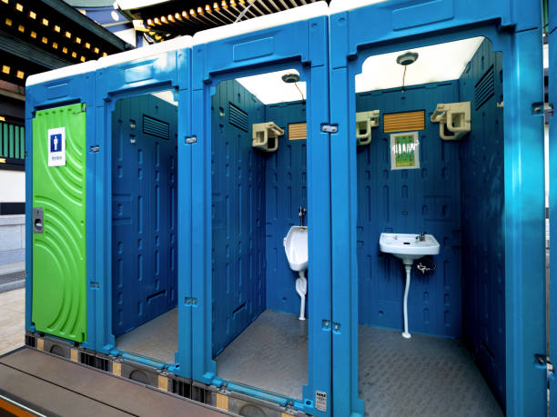 Portable Toilet Options We Offer in Greenlawn, NY